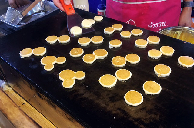 Bangkok mini pancakes